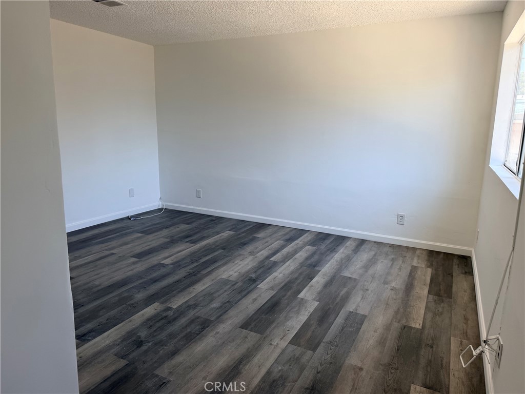1223 W 69th Property Photo 13