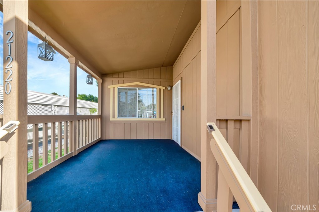 21220 Willow Weed Way Property Photo 4