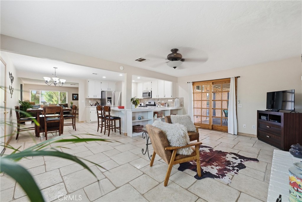 33210 Dorama Avenue Property Photo 10