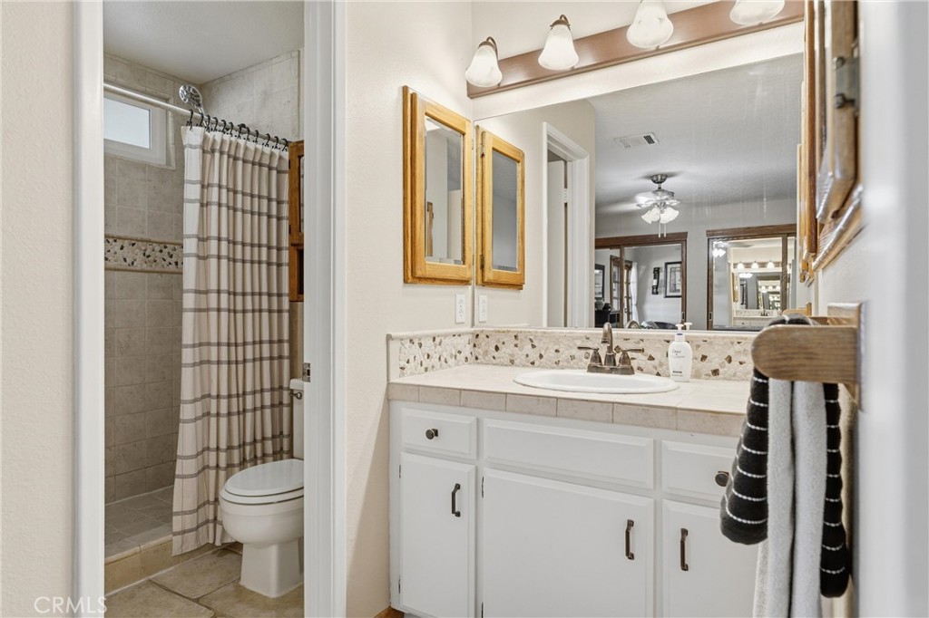 33210 Dorama Avenue Property Photo 15