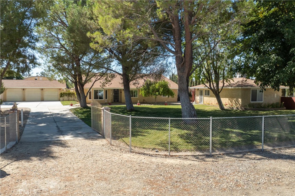 3156 E Avenue H4 Property Photo 1