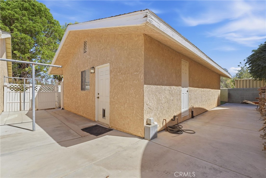 3156 E Avenue H4 Property Photo 35
