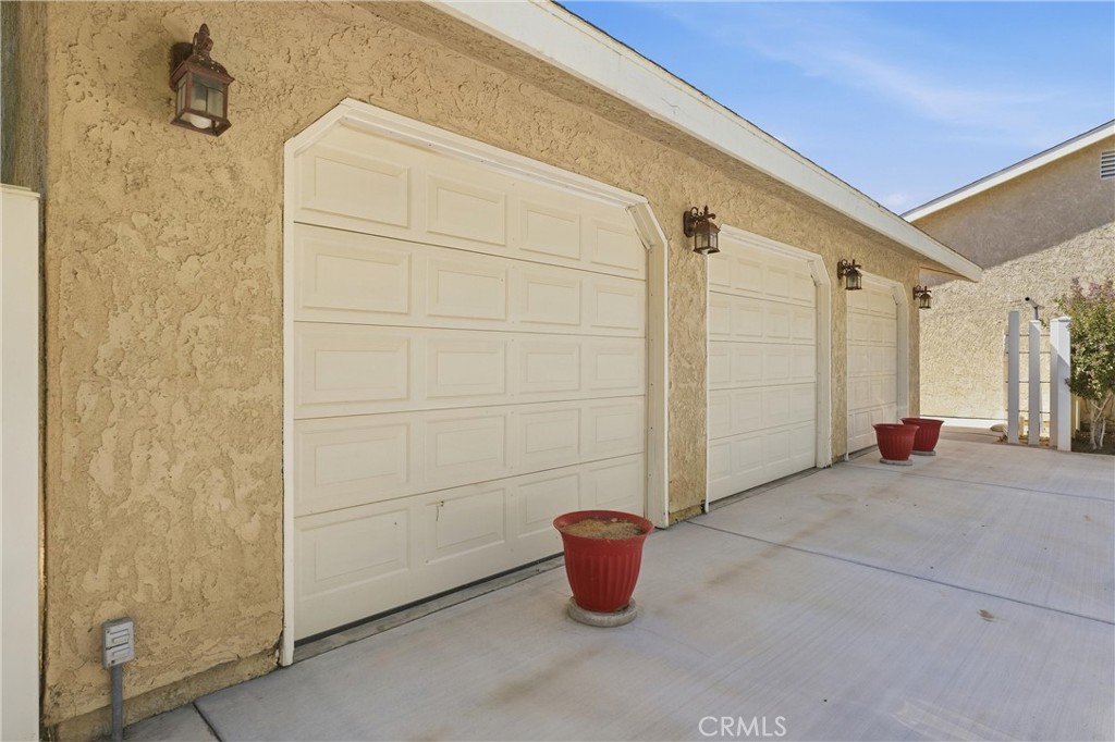 3156 E Avenue H4 Property Photo 39