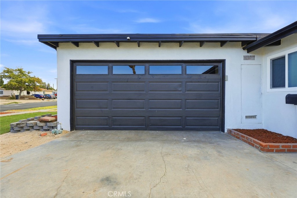 44015 3rd E Property Photo 39