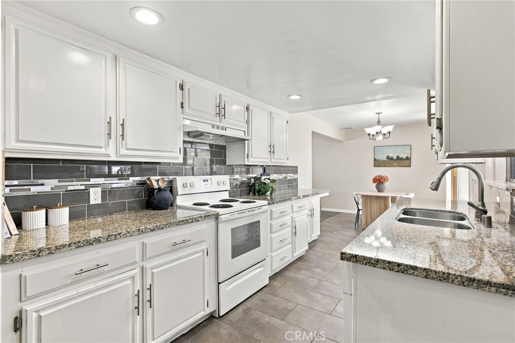 3220 Covina Street Property Photo 16