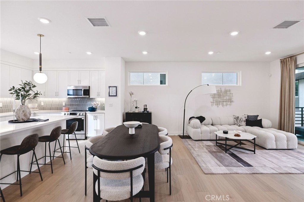 1630 Coral Sea Lane Property Photo 3