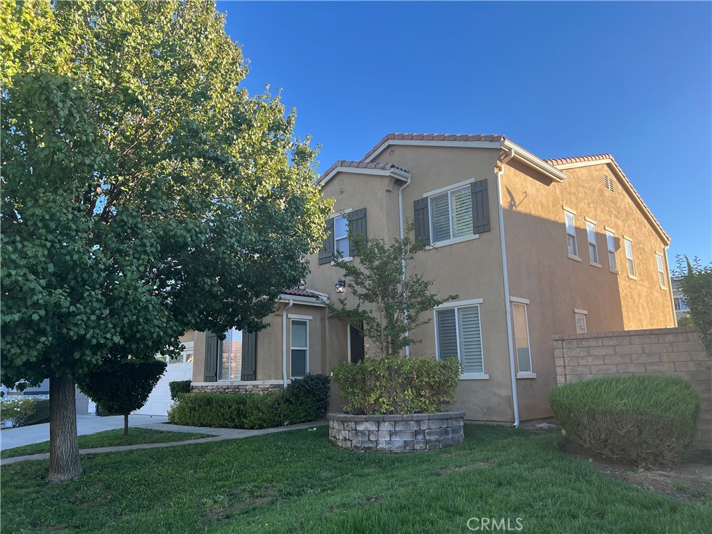 2106 Tangerine Property Photo 3