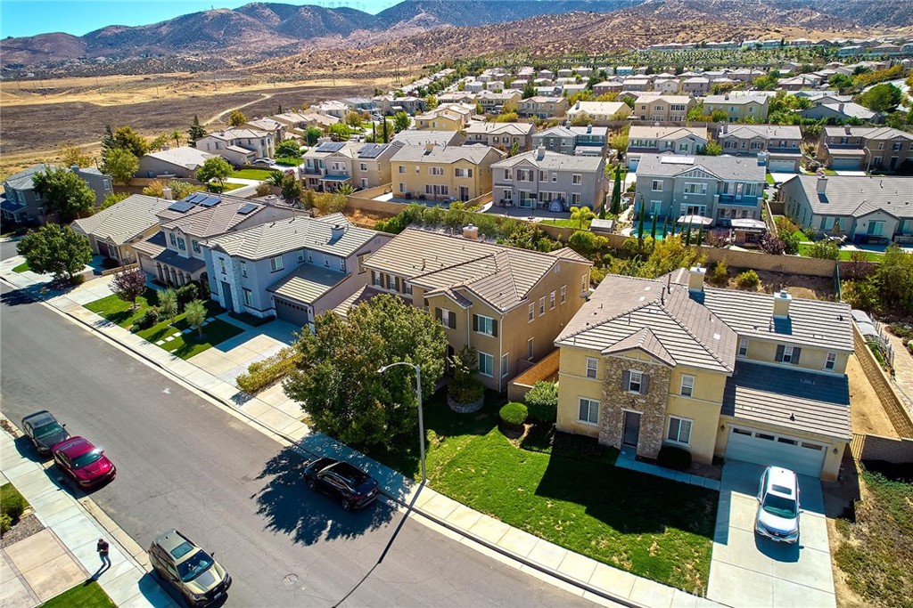 2106 Tangerine Property Photo 5
