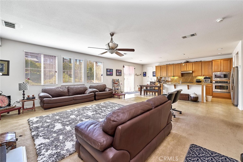 2106 Tangerine Property Photo 24