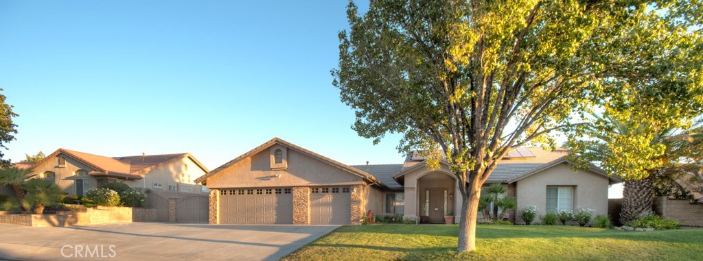 5331 Max Godde Property Photo 1