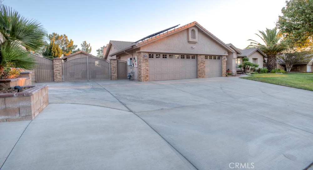 5331 Max Godde Property Photo 6