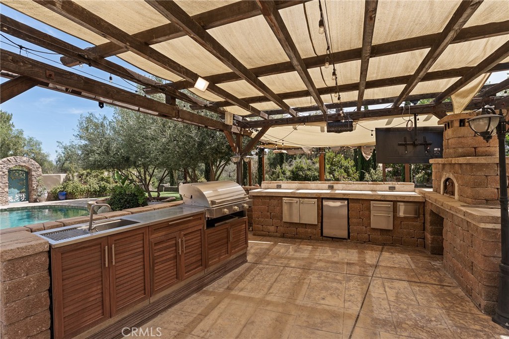6029 Fairview Property Photo 53