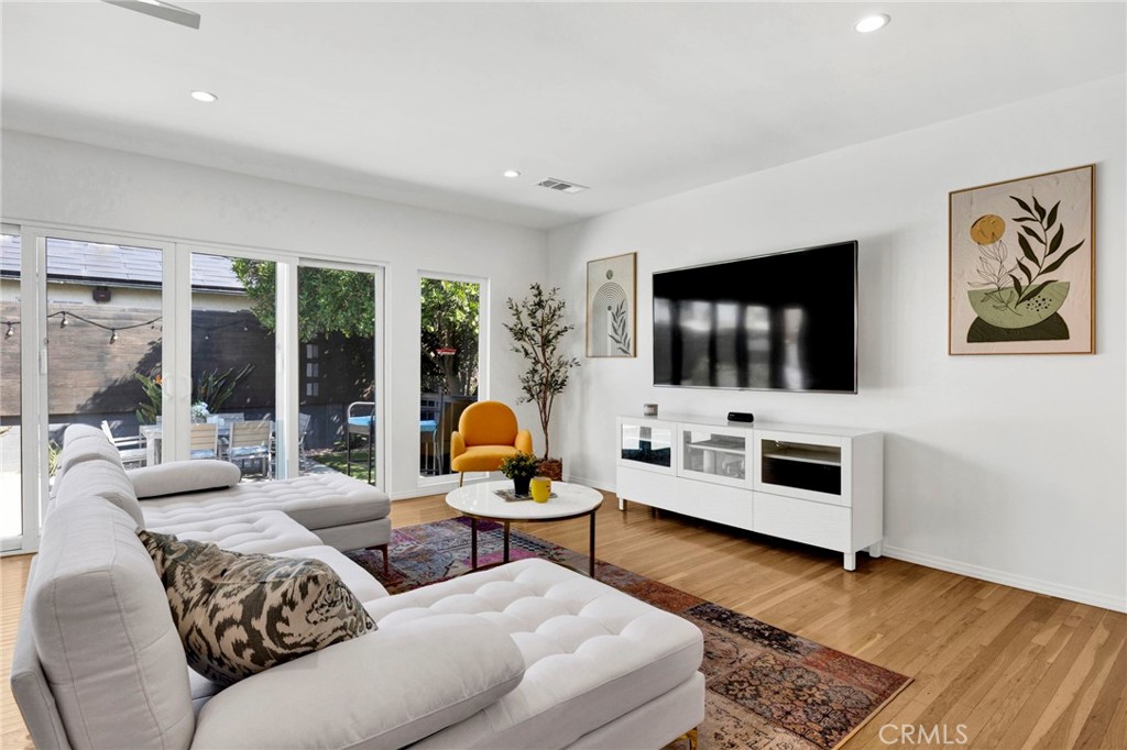 8002 Aldea Avenue Property Photo 13
