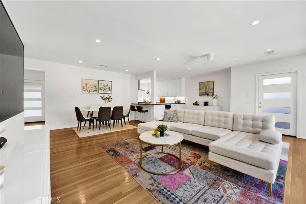 8002 Aldea Avenue Property Photo 16