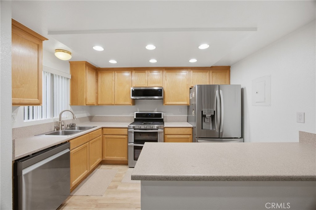 14345 Foothill 111 Property Photo 16