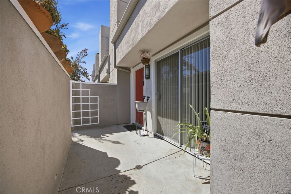 14345 Foothill 111 Property Photo 32