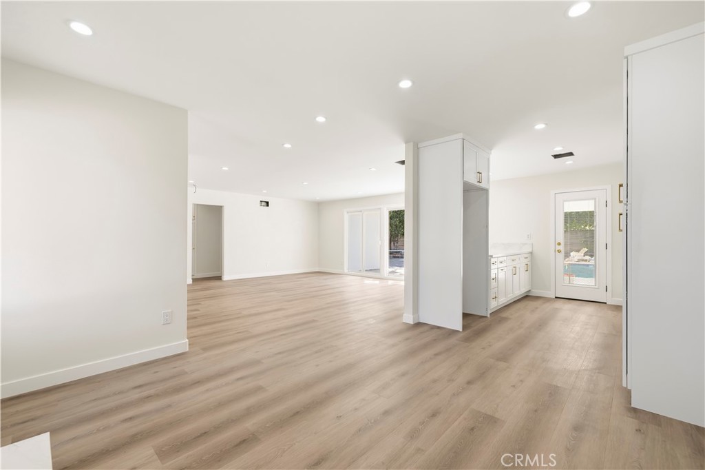 20110 Superior Street Property Photo 14