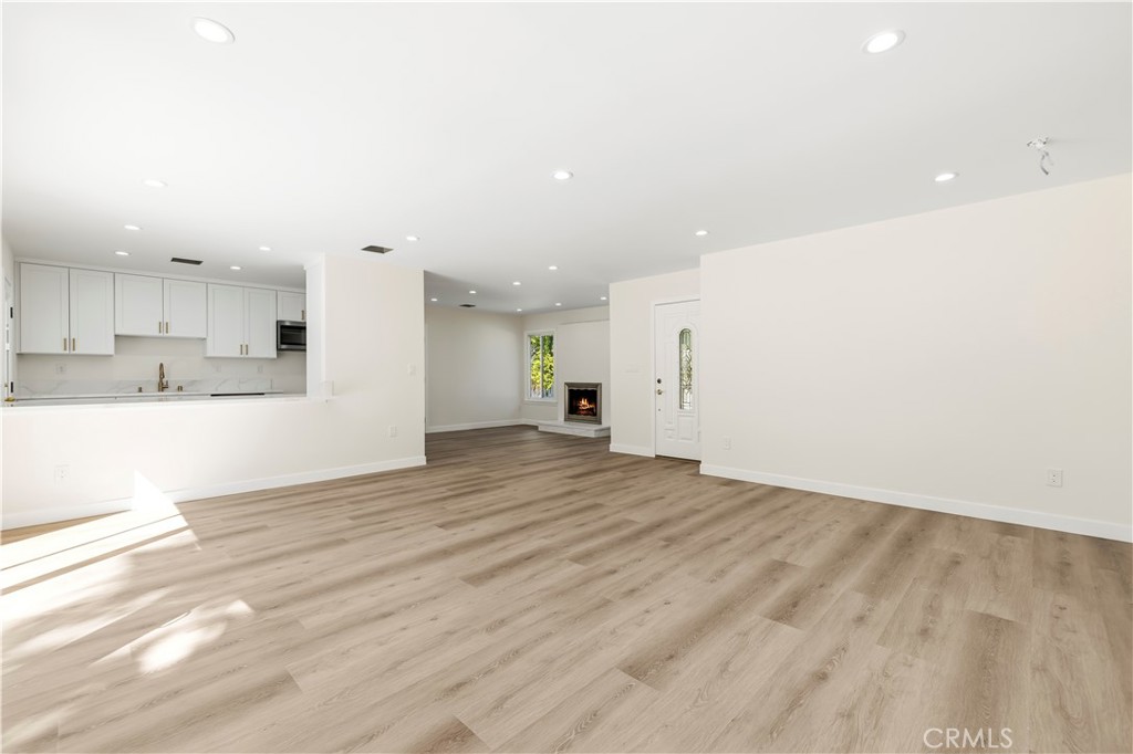 20110 Superior Street Property Photo 15