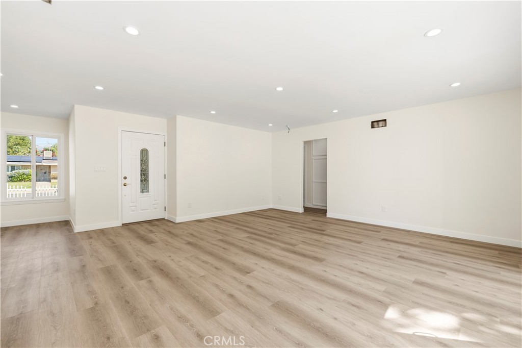20110 Superior Street Property Photo 17