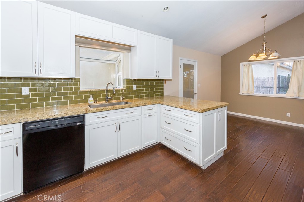 22327 Espuella Drive Property Photo 4