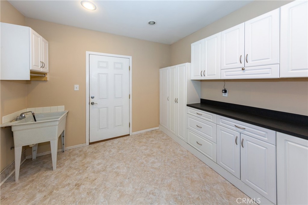 22327 Espuella Drive Property Photo 6