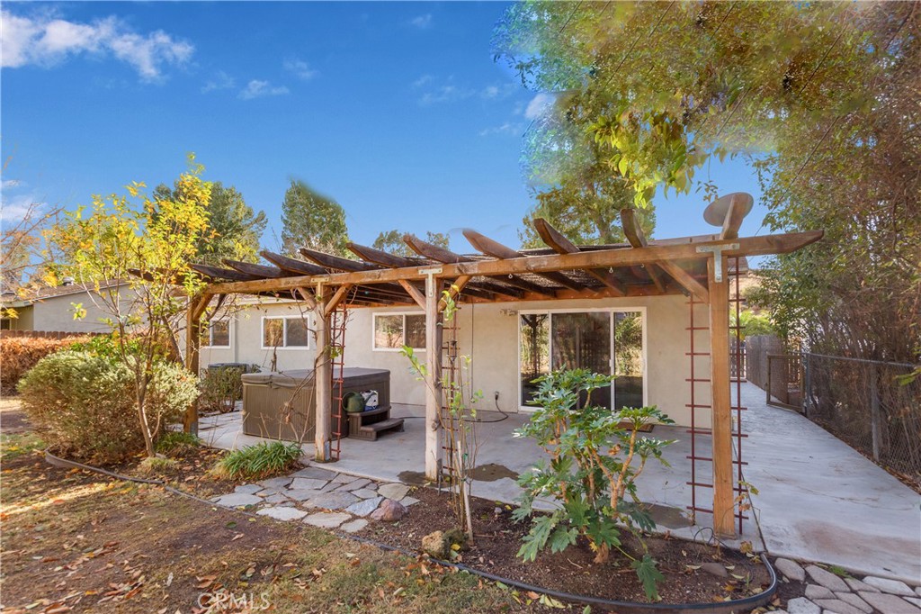 22327 Espuella Drive Property Photo 15