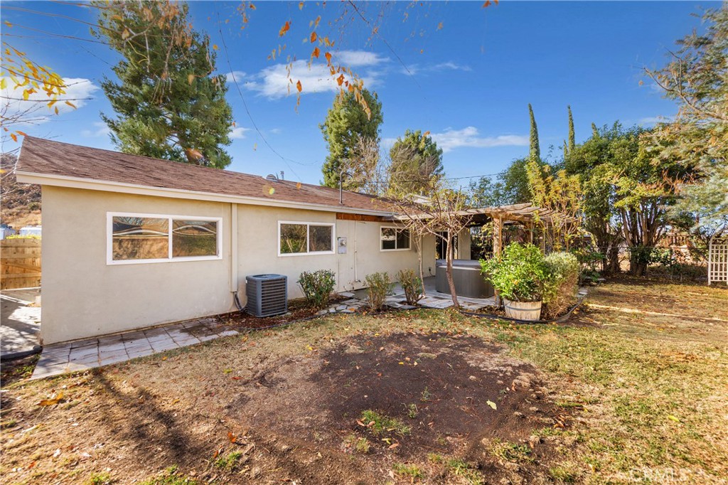 22327 Espuella Drive Property Photo 16