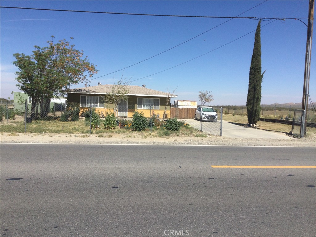 10345 E Palmdale Property Photo 2