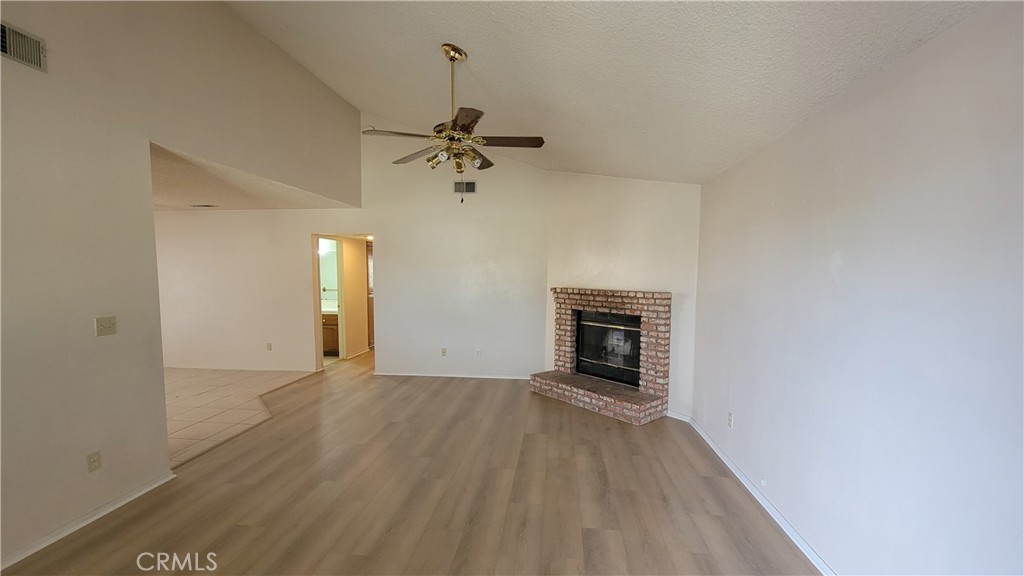 11136 Rome Beauty Drive Property Photo 2