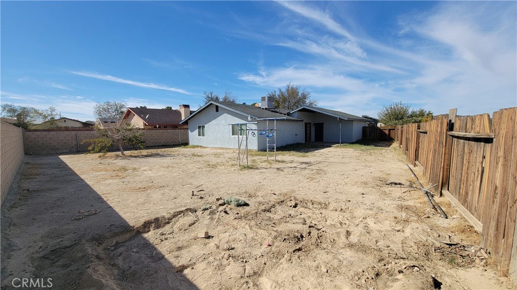 11136 Rome Beauty Drive Property Photo 19
