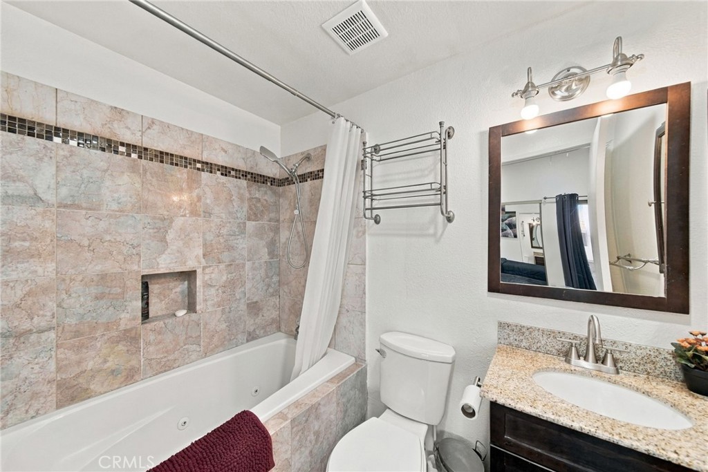 10943 Laurel Canyon Boulevard B9 Property Photo 14