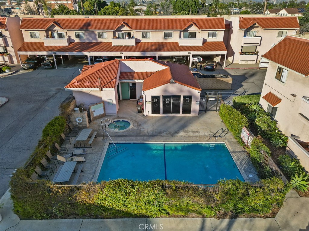 10943 Laurel Canyon Boulevard B9 Property Photo 24