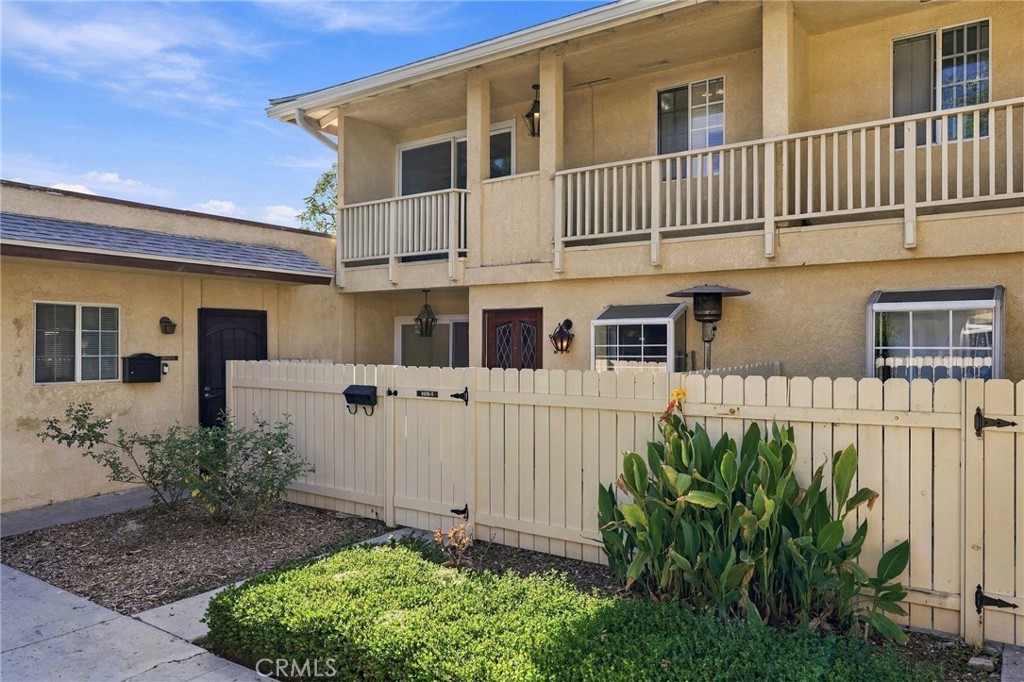 8020 Canby Avenue 5 Property Photo 1