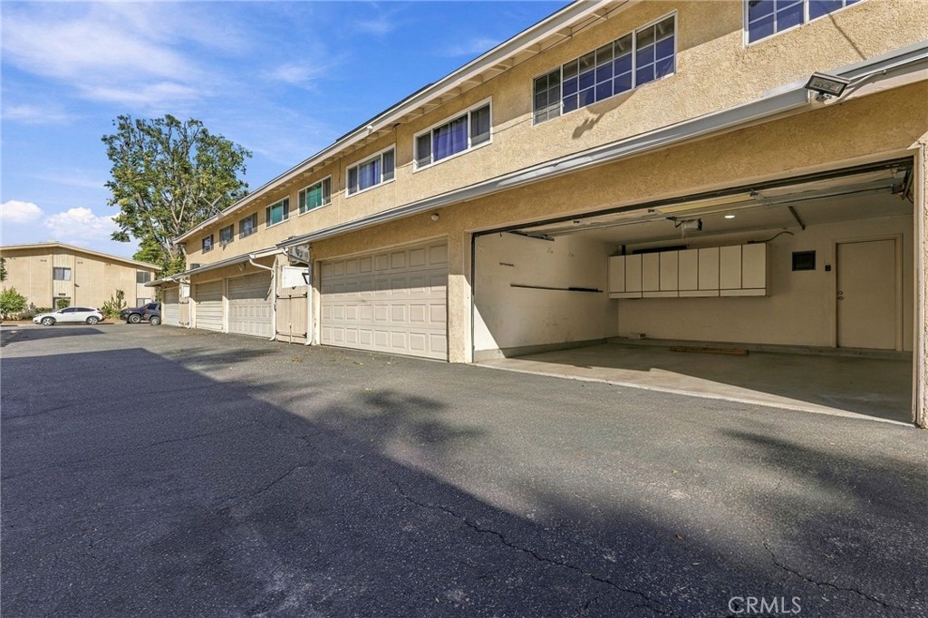 8020 Canby Avenue 5 Property Photo 34