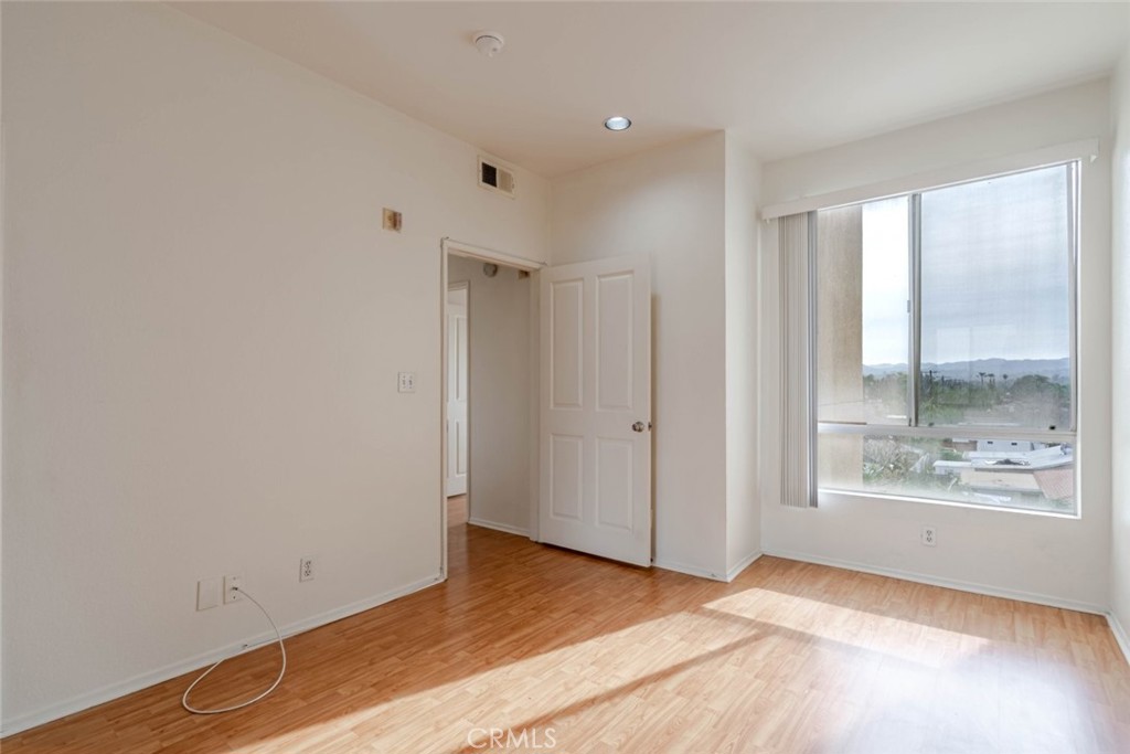 19350 Sherman Way 210 Property Photo 14