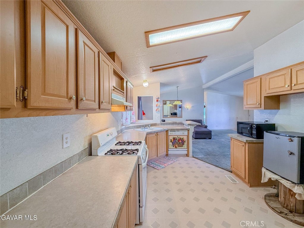 45465 E 25th Street 214 Property Photo 10