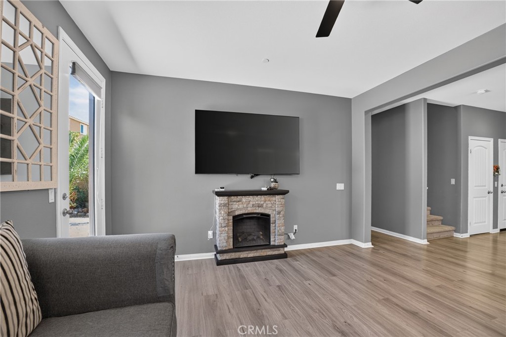 37446 Umbrella Terrace Property Photo 3