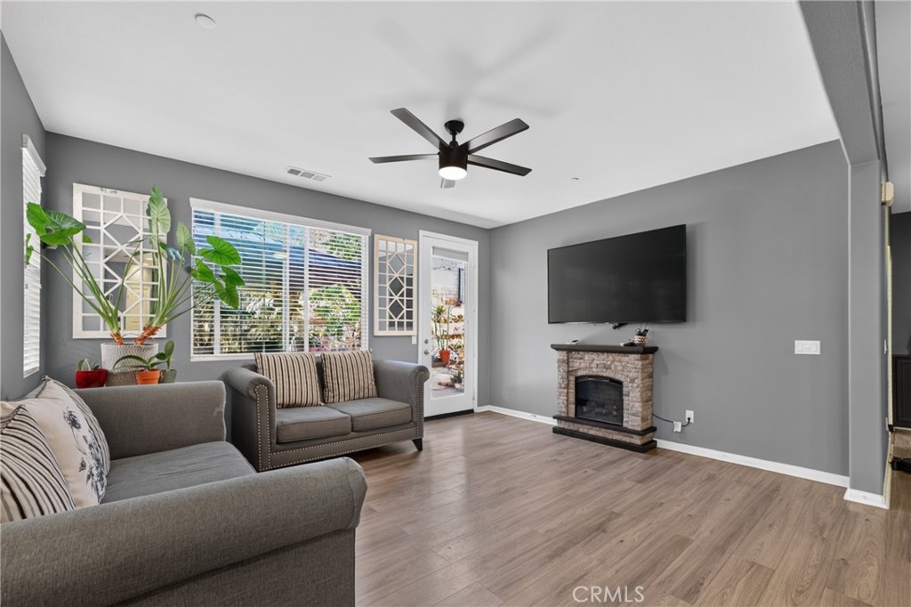 37446 Umbrella Terrace Property Photo 5