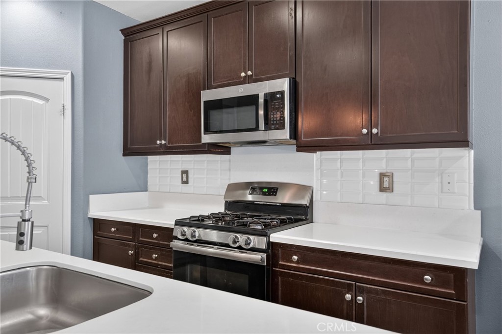 37446 Umbrella Terrace Property Photo 13