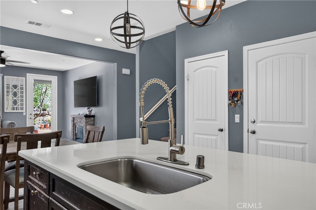 37446 Umbrella Terrace Property Photo 14
