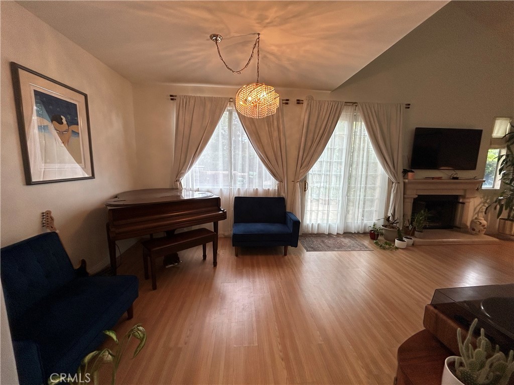11919 Bubbling Brook Property Photo 5