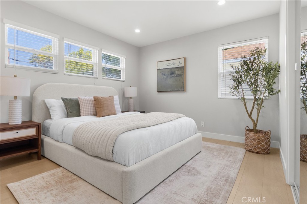 18216 Hartland Street Property Photo 18