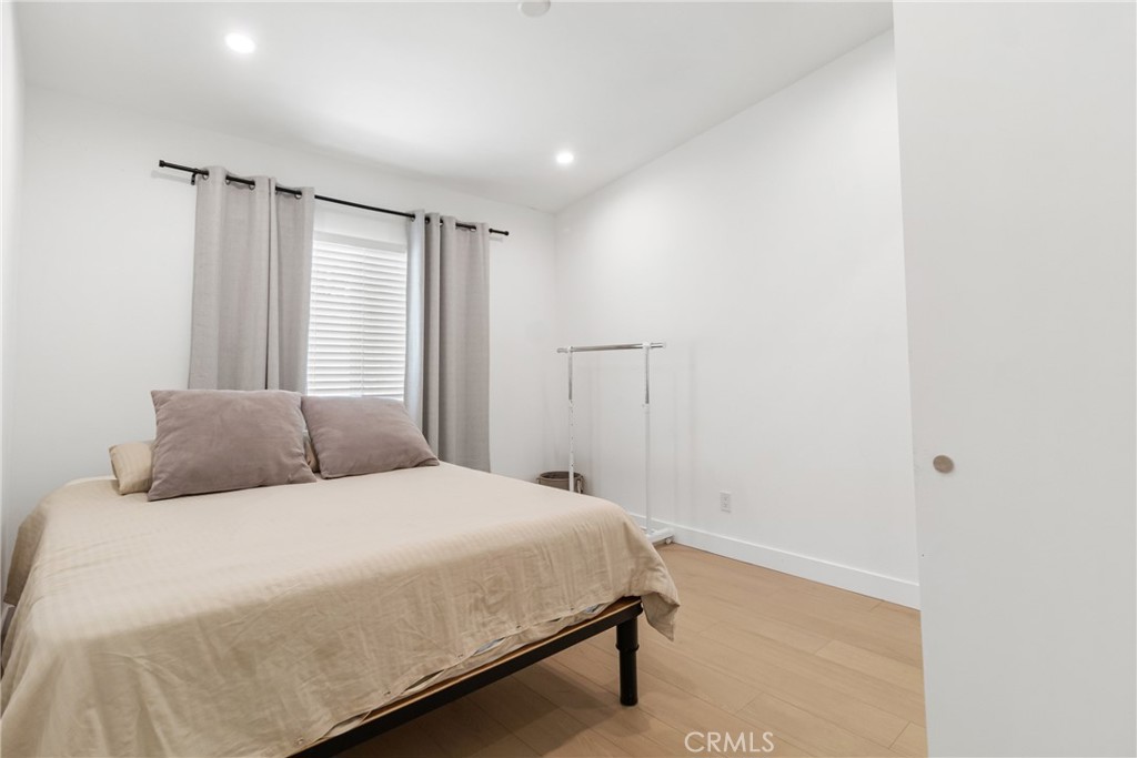 18216 Hartland Street Property Photo 32