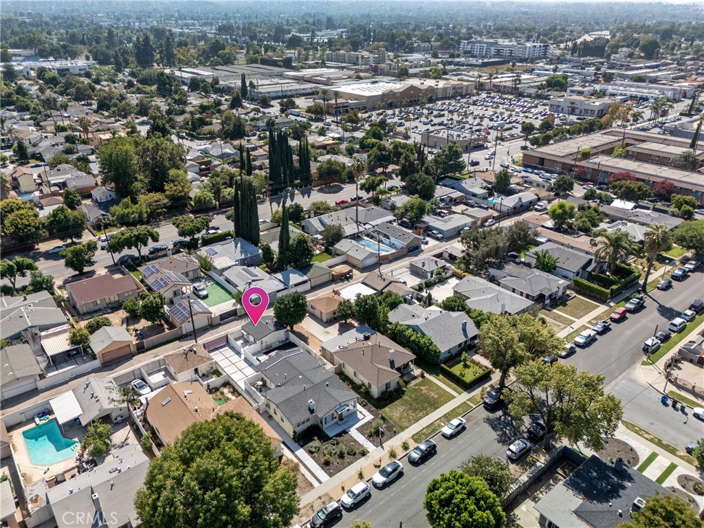 18216 Hartland Street Property Photo 37