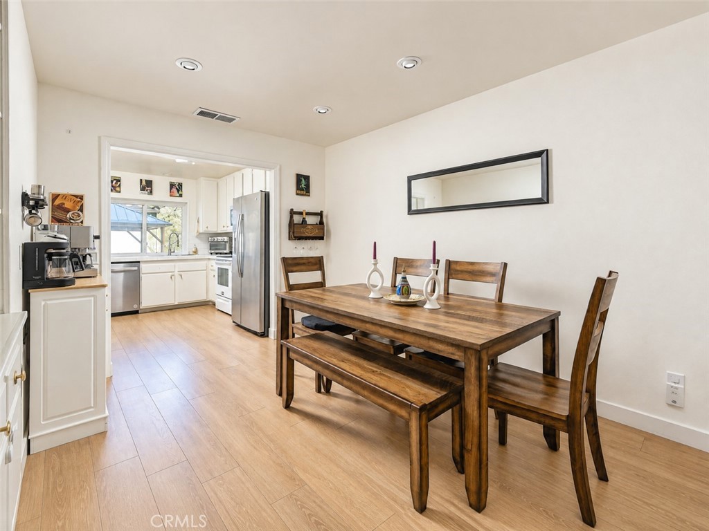 19565 Rinaldi Street 18 Property Photo 8