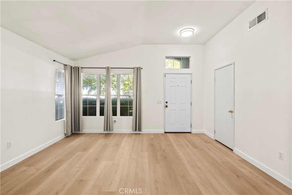 42555 La Gabriella Drive Property Photo 3
