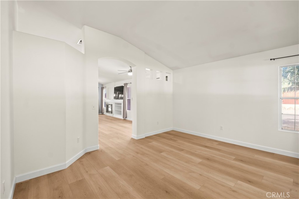 42555 La Gabriella Drive Property Photo 4