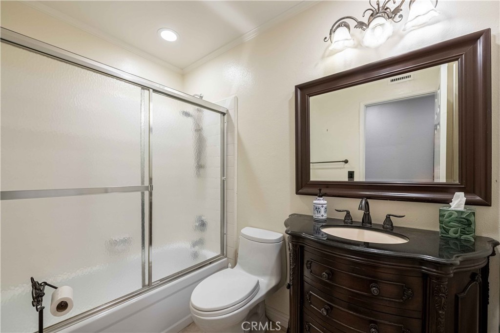 1639 Alderwood Property Photo 32