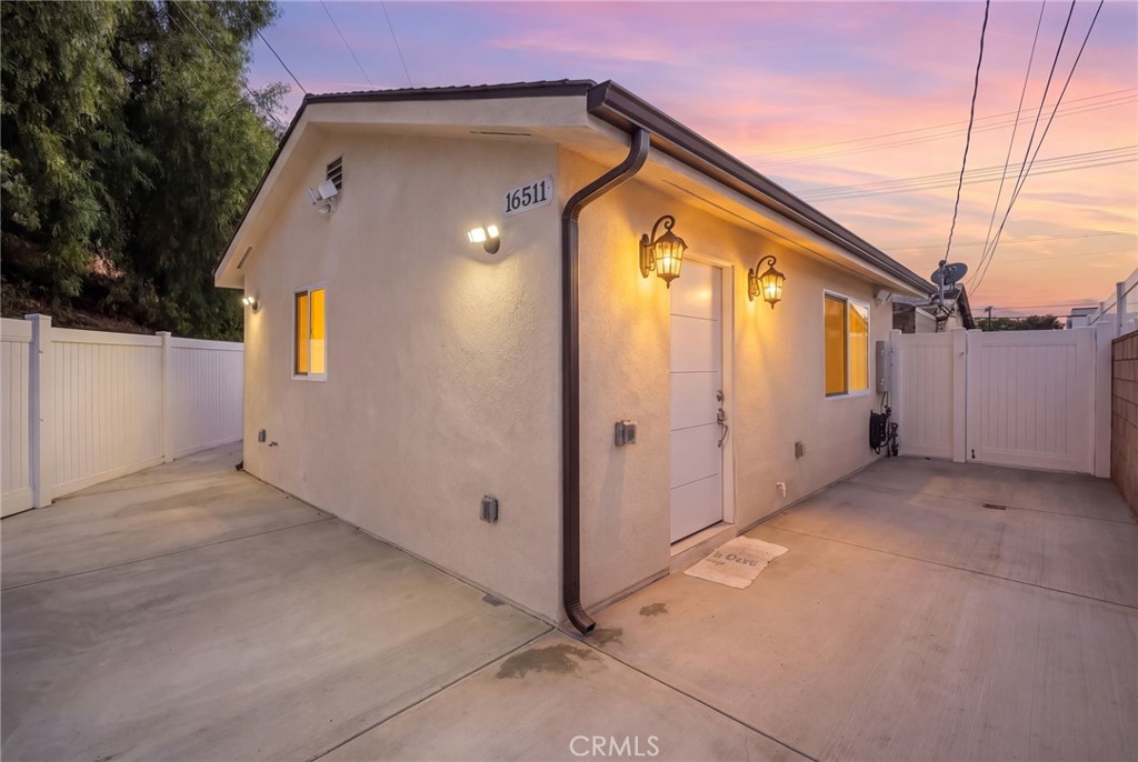 16511 San Fernando Mission Boulevard Property Photo 1