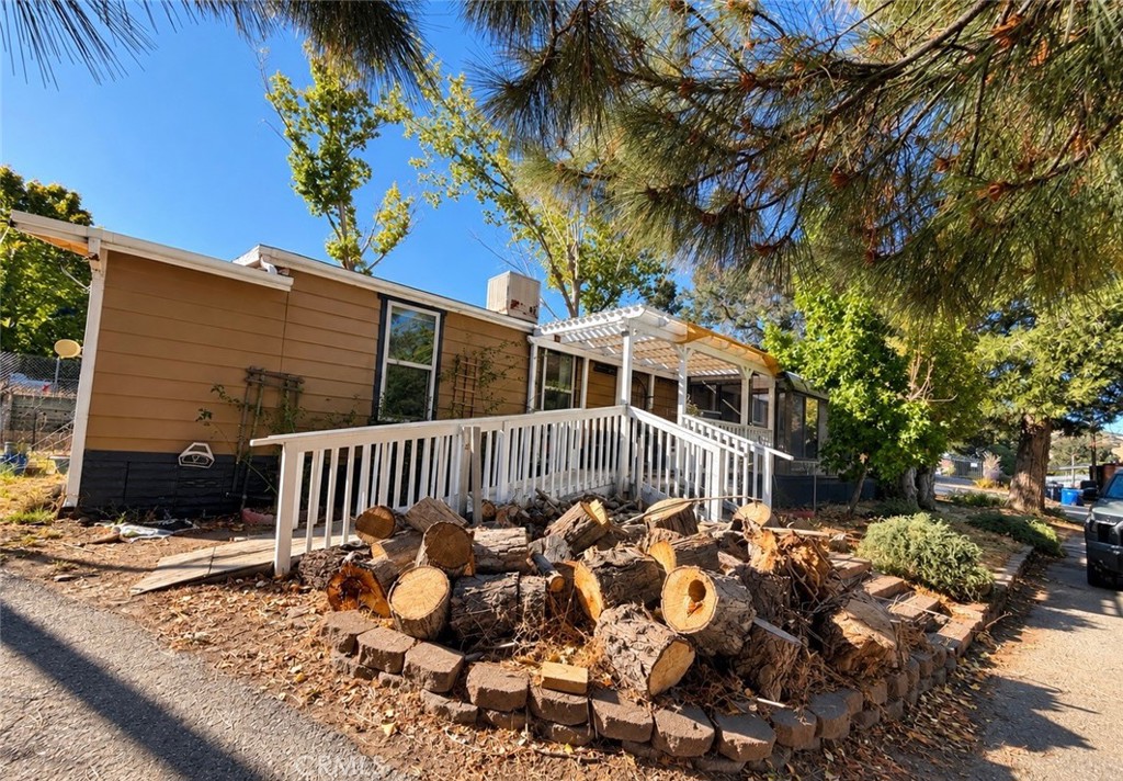 820 Yosemite Property Photo 18
